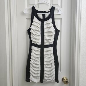 VOXX Womens Black and White Sleeveless Pleated Dress | Size L